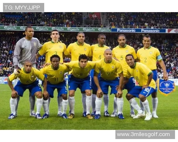 巴西足球明星罗比尼奥的辉煌职业生涯与场外争议全景回顾